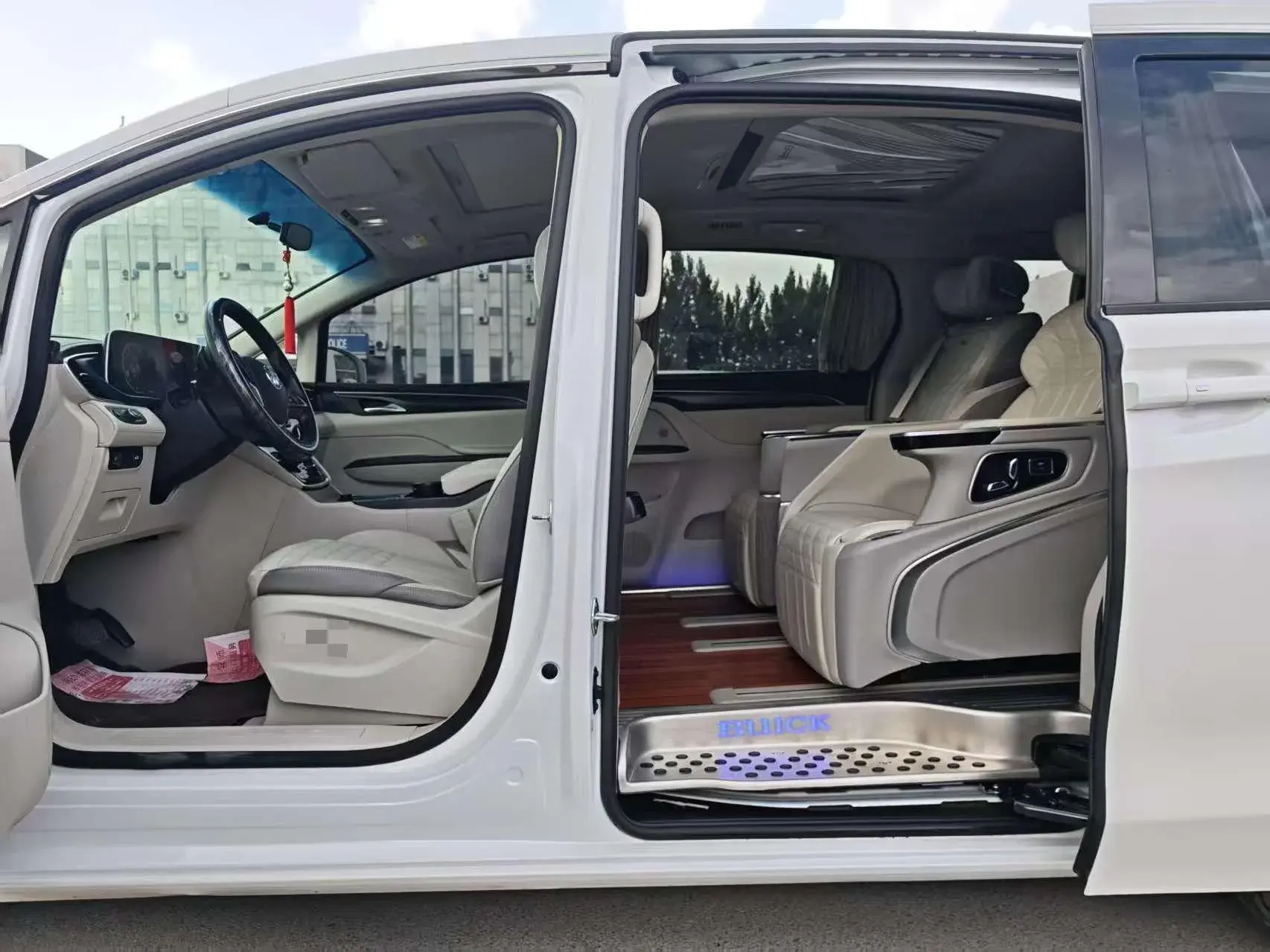 2021 BUICK GL8 thumbnail 4