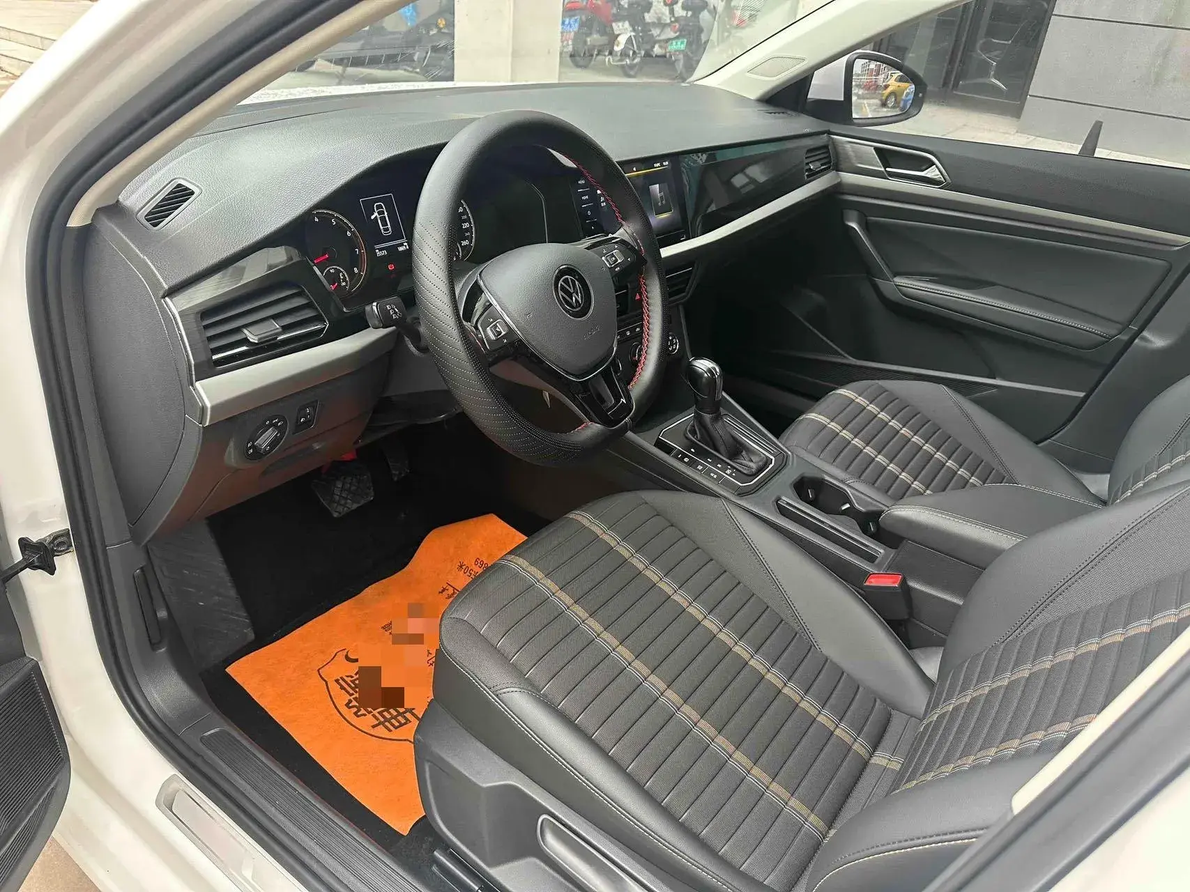 2019 VOLKSWAGEN LAVIDA thumbnail 4