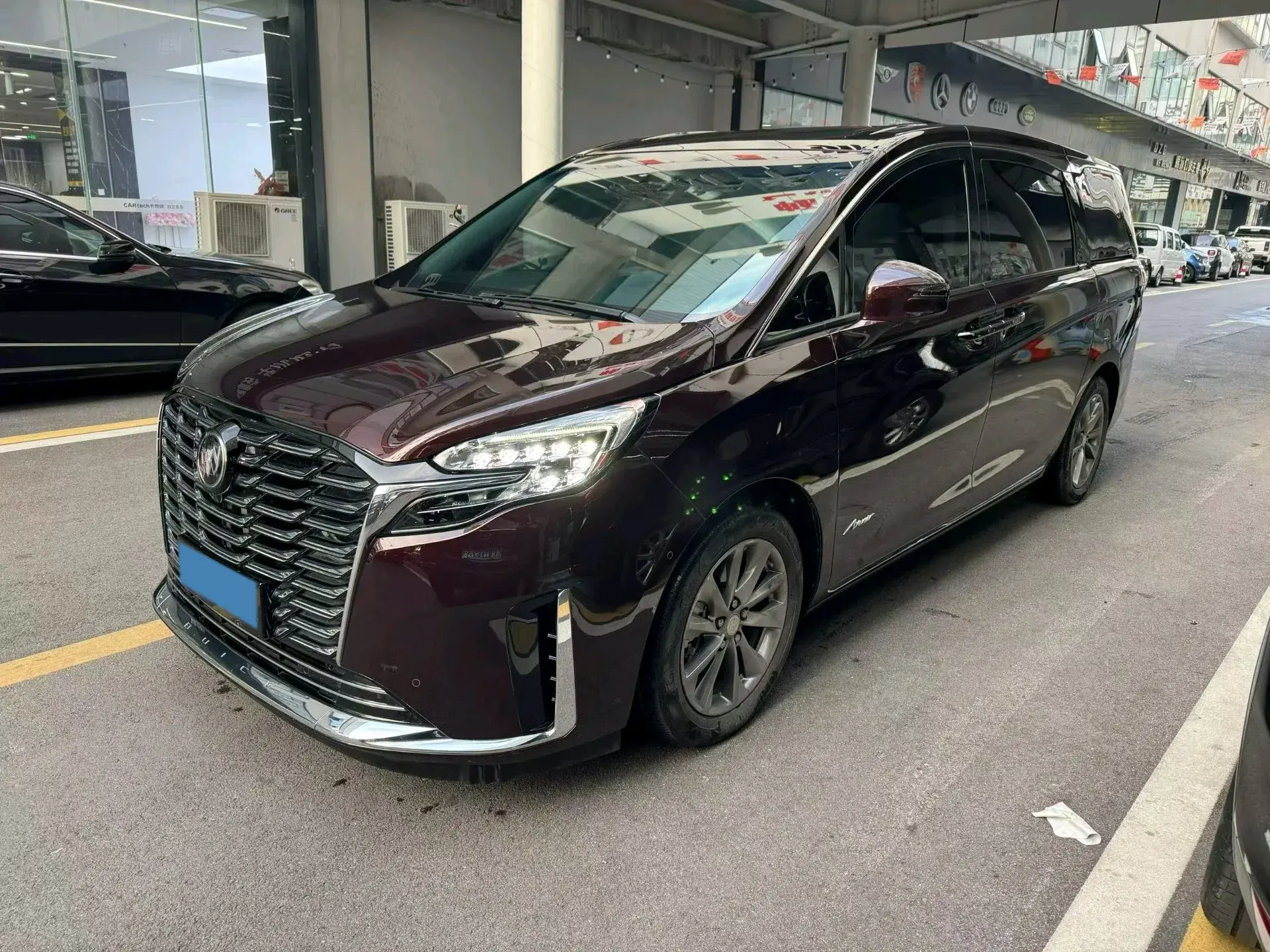 2022 BUICK GL8 view 1