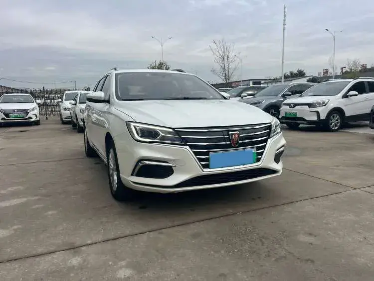 2019 ROEWE EI5 thumbnail 2