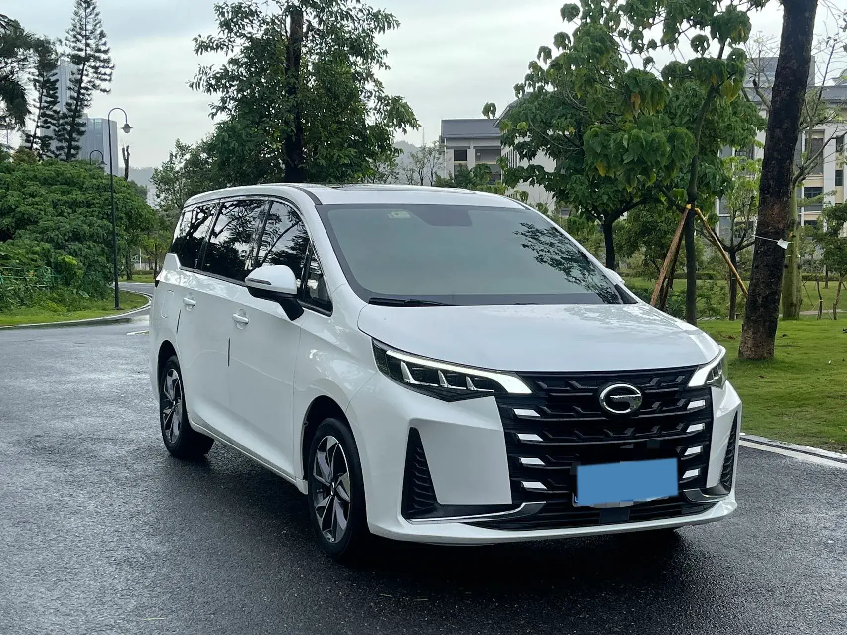 2021 GAC TRUMPCHI thumbnail 3