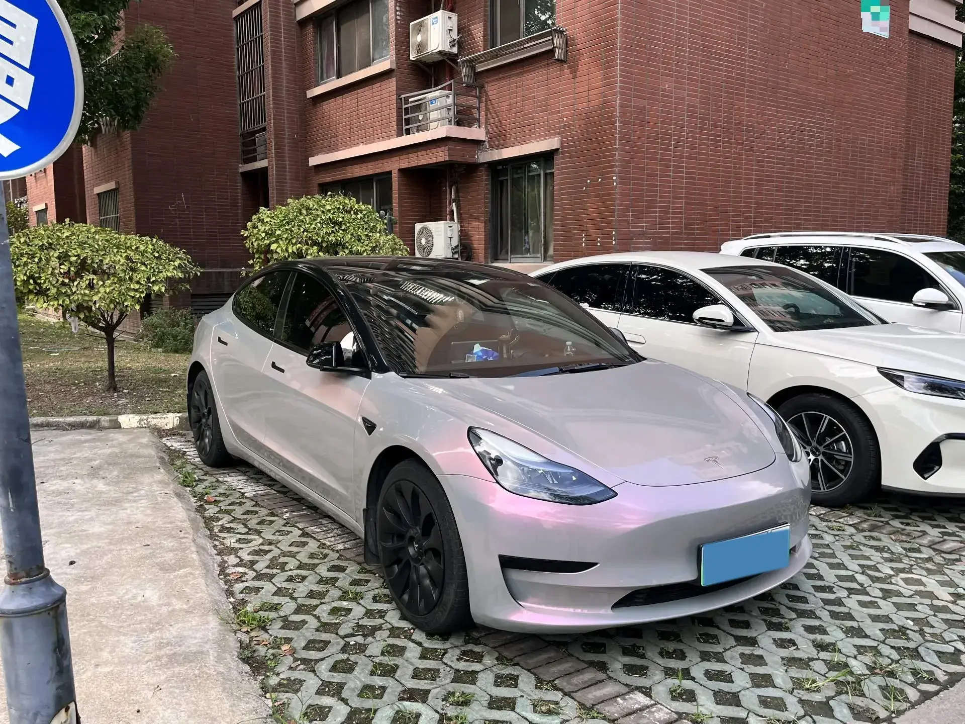 2021 TESLA MODEL thumbnail 3