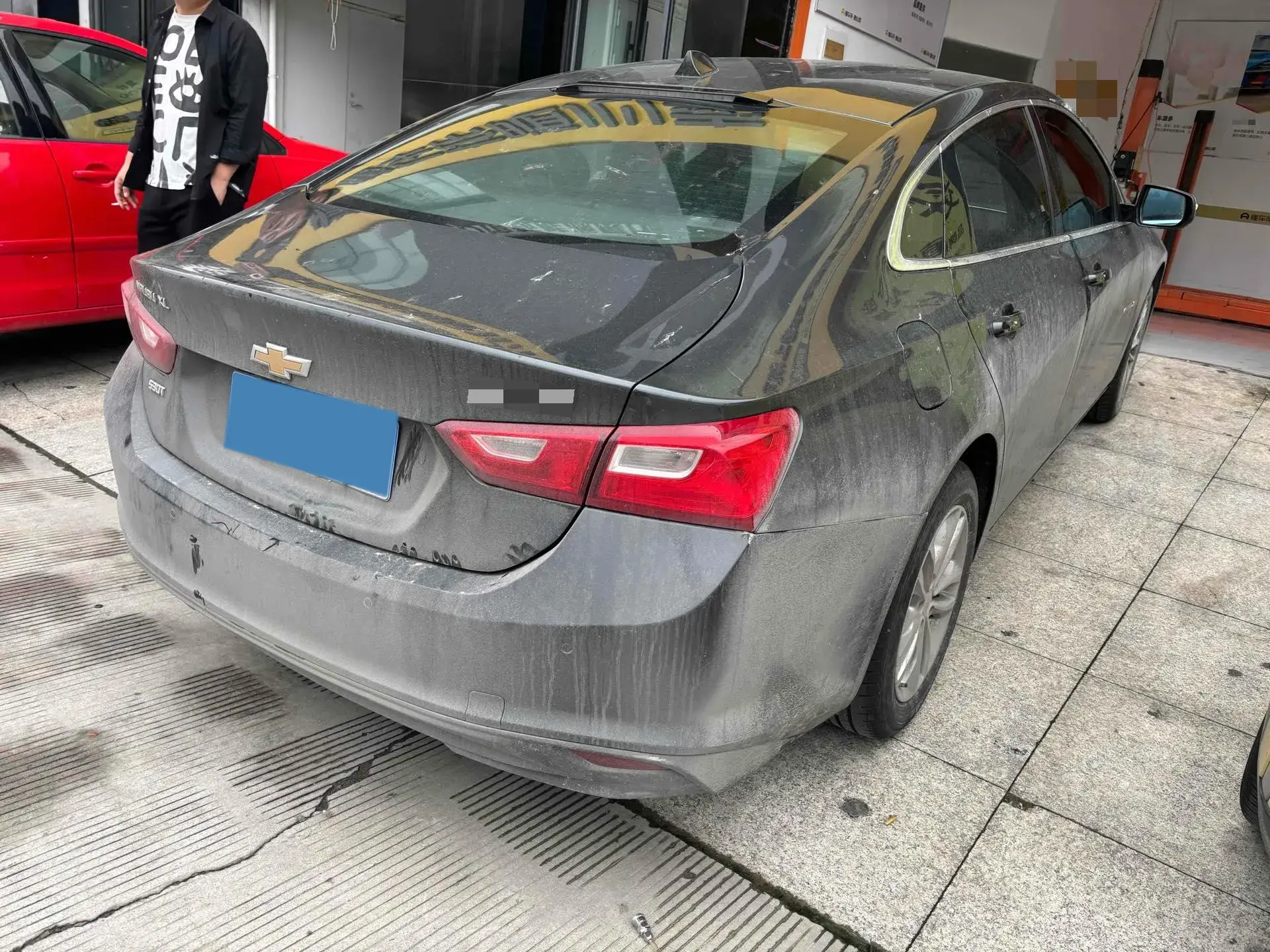 2018 CHEVROLET MALIBU thumbnail 2