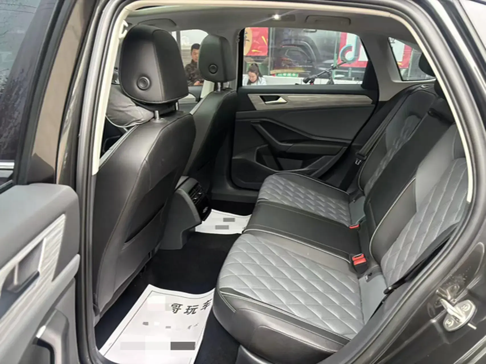 2023 VOLKSWAGEN SAGITAR thumbnail 4