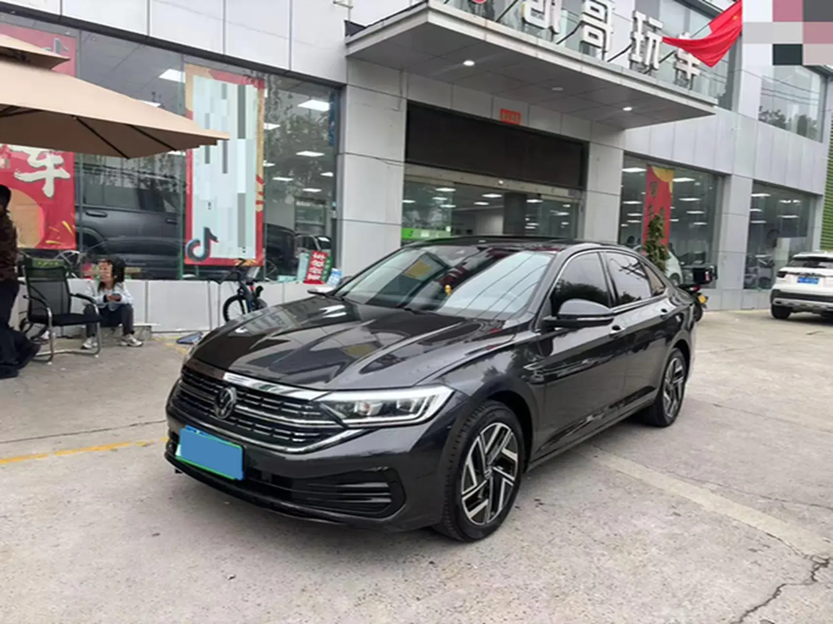 2023 VOLKSWAGEN SAGITAR view 1