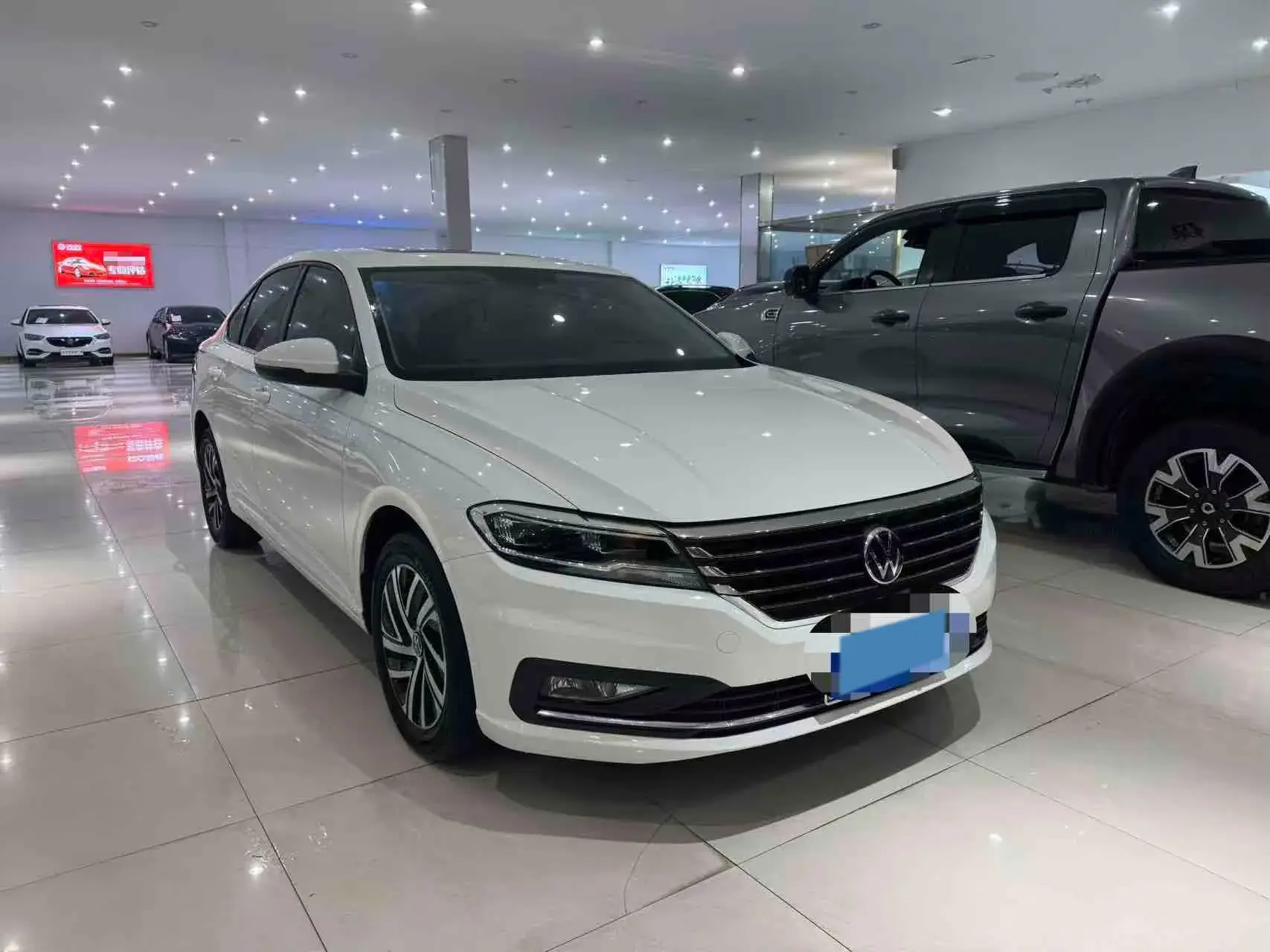 2022 VOLKSWAGEN LAVIDA thumbnail 3