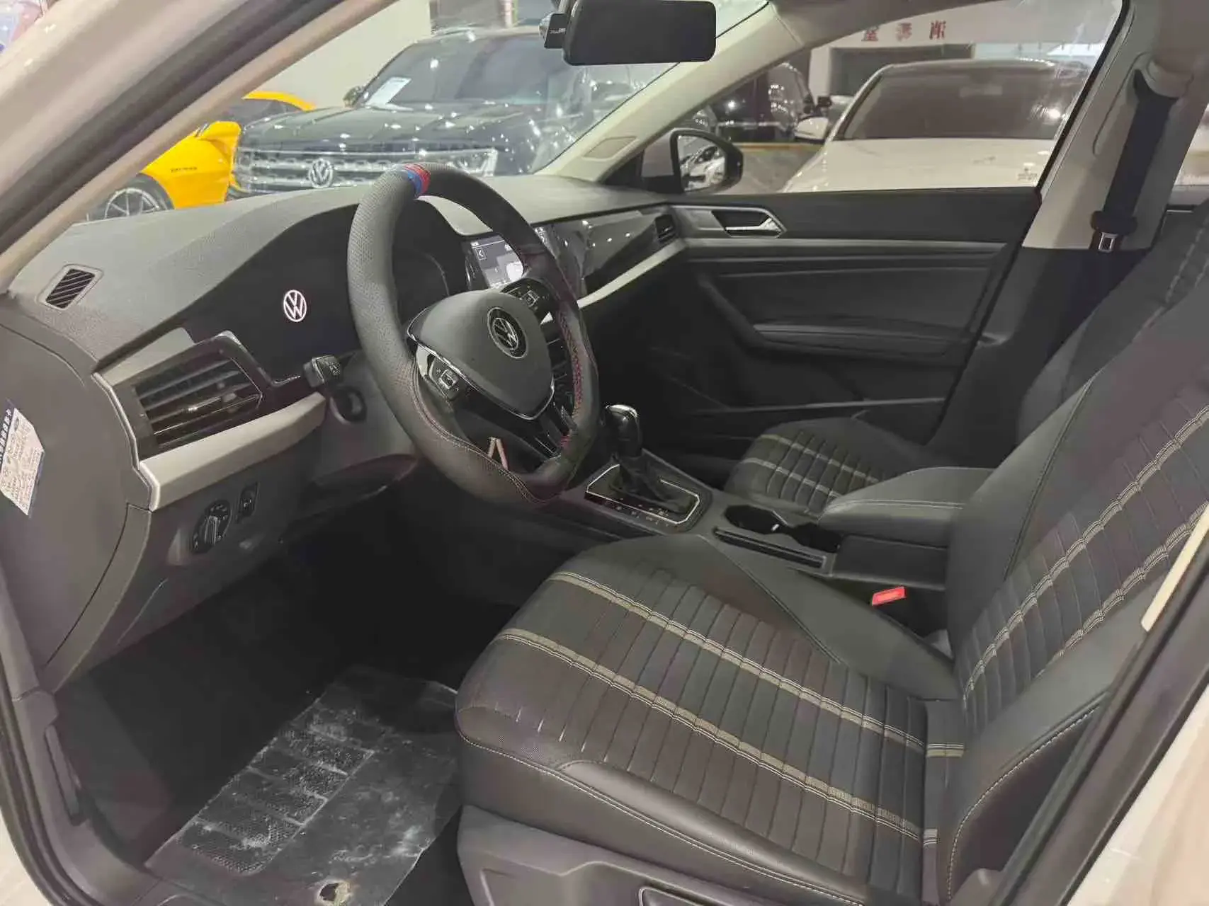 2022 VOLKSWAGEN LAVIDA thumbnail 4