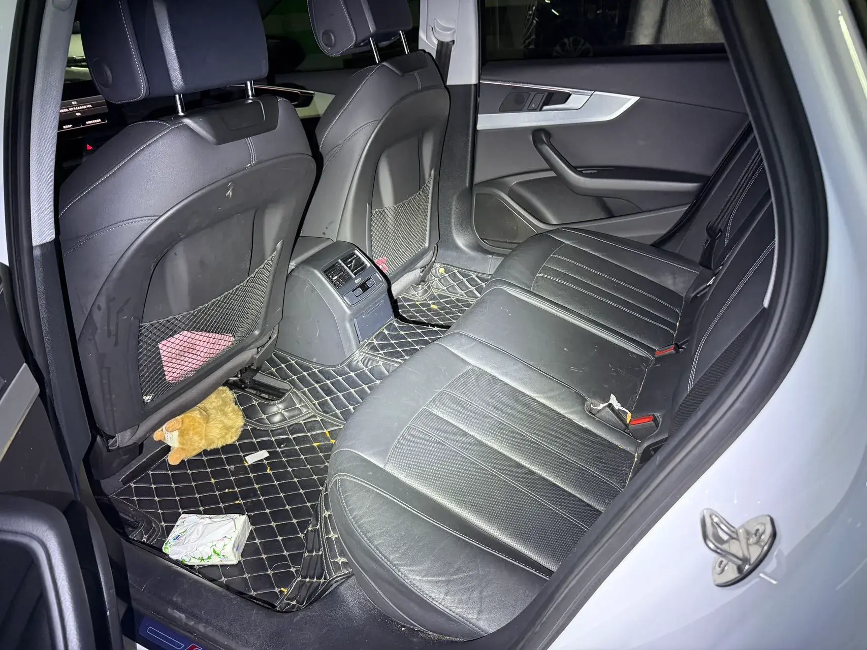 2020 AUDI A4L thumbnail 4