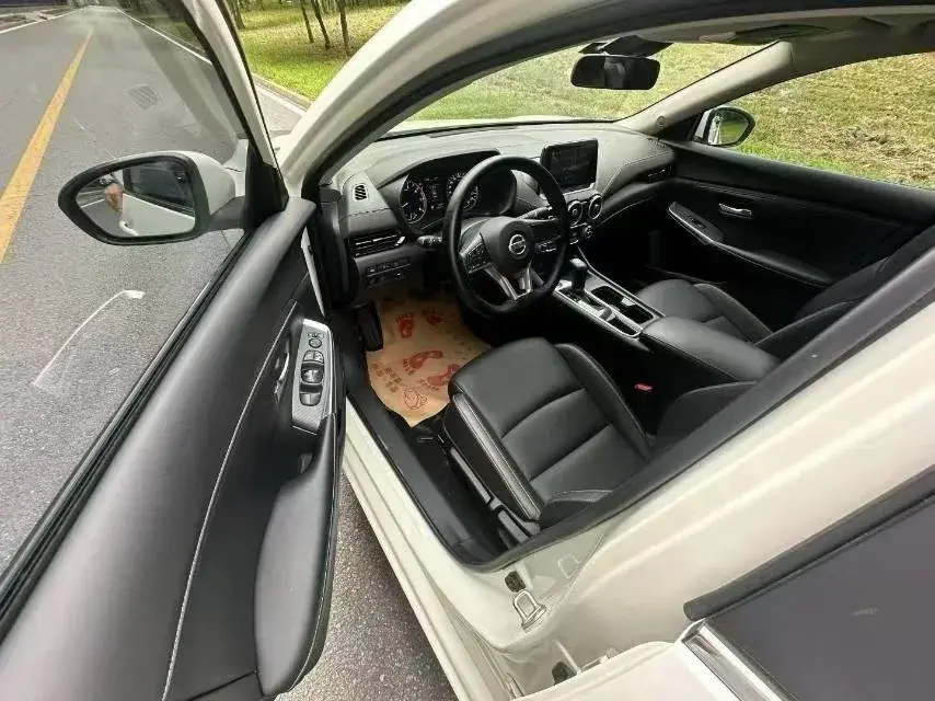 2020 NISSAN SYLPHY thumbnail 3