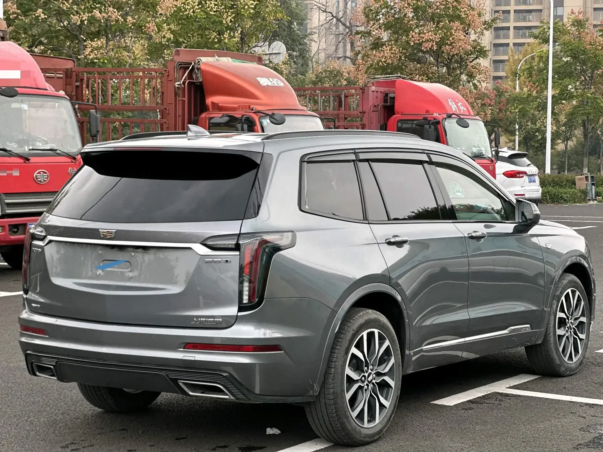 2021 CADILLAC XT6 thumbnail 3