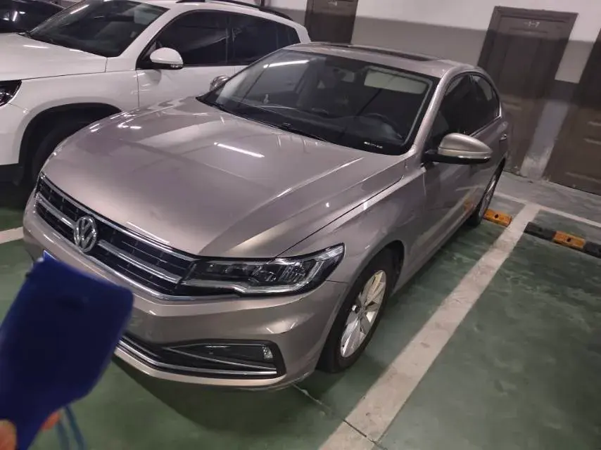 2019 VOLKSWAGEN BORA view 1