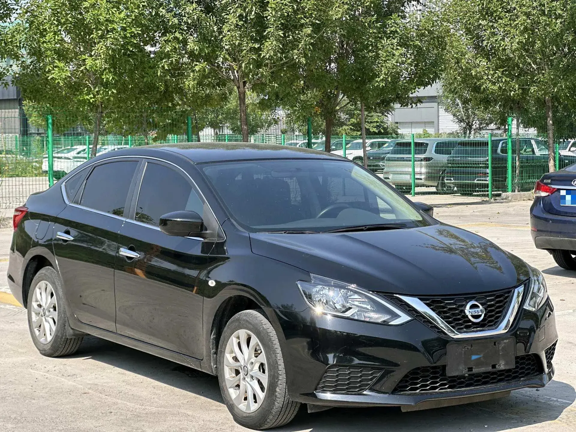 2022 NISSAN SYLPHY thumbnail 3