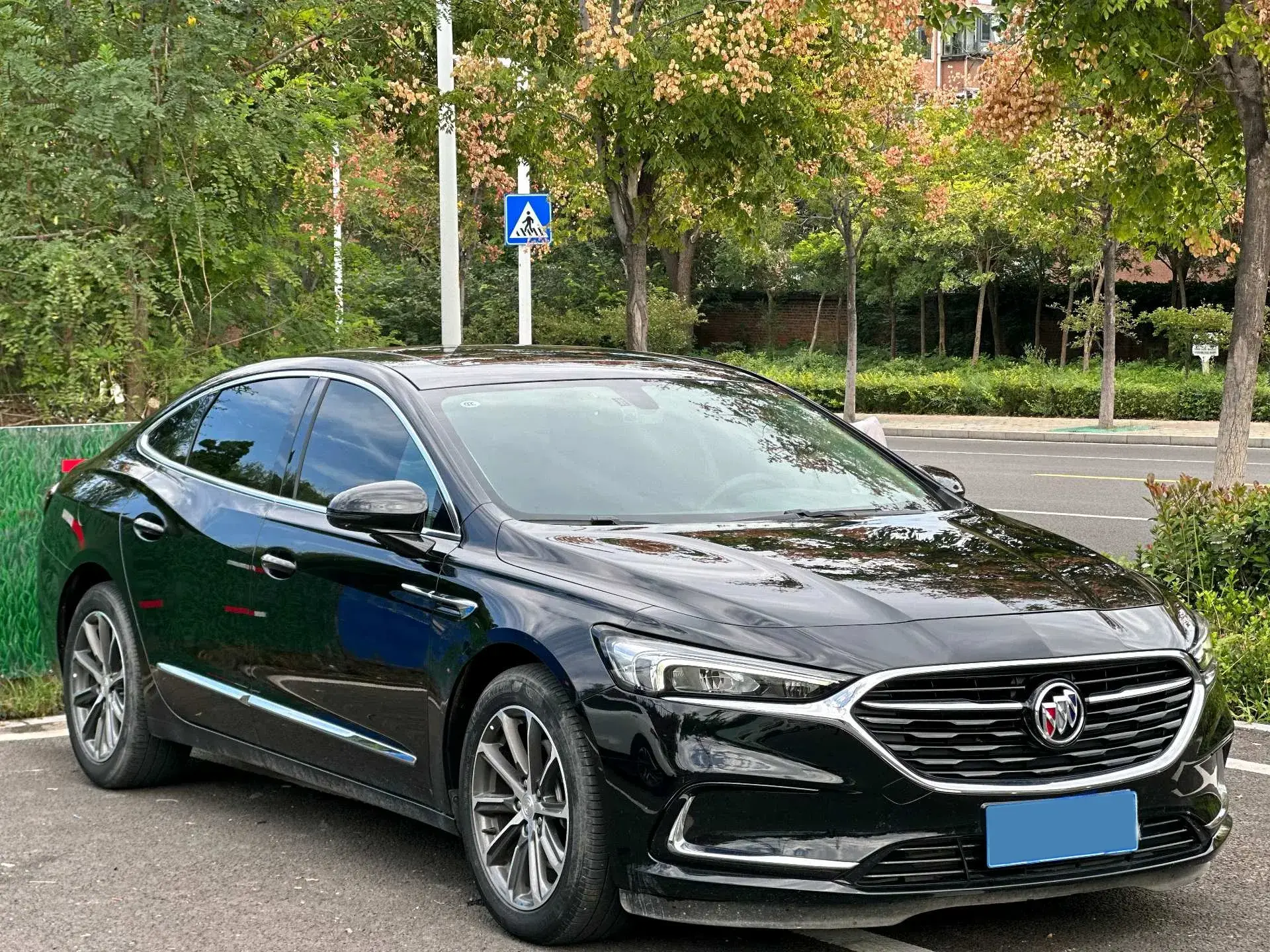 2020 BUICK LARCOSSE thumbnail 2