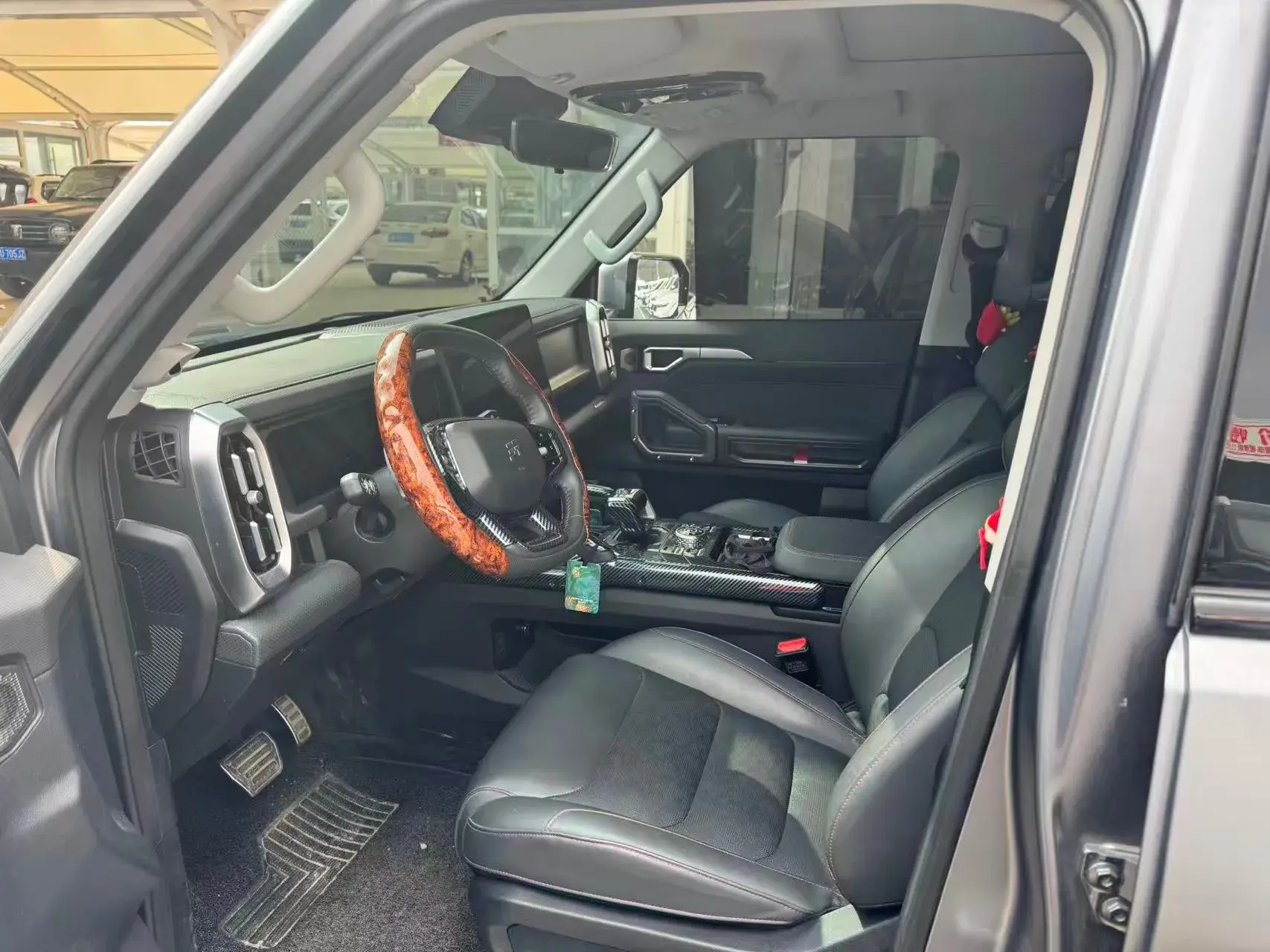 2023 JETOUR TRAVELLER thumbnail 4