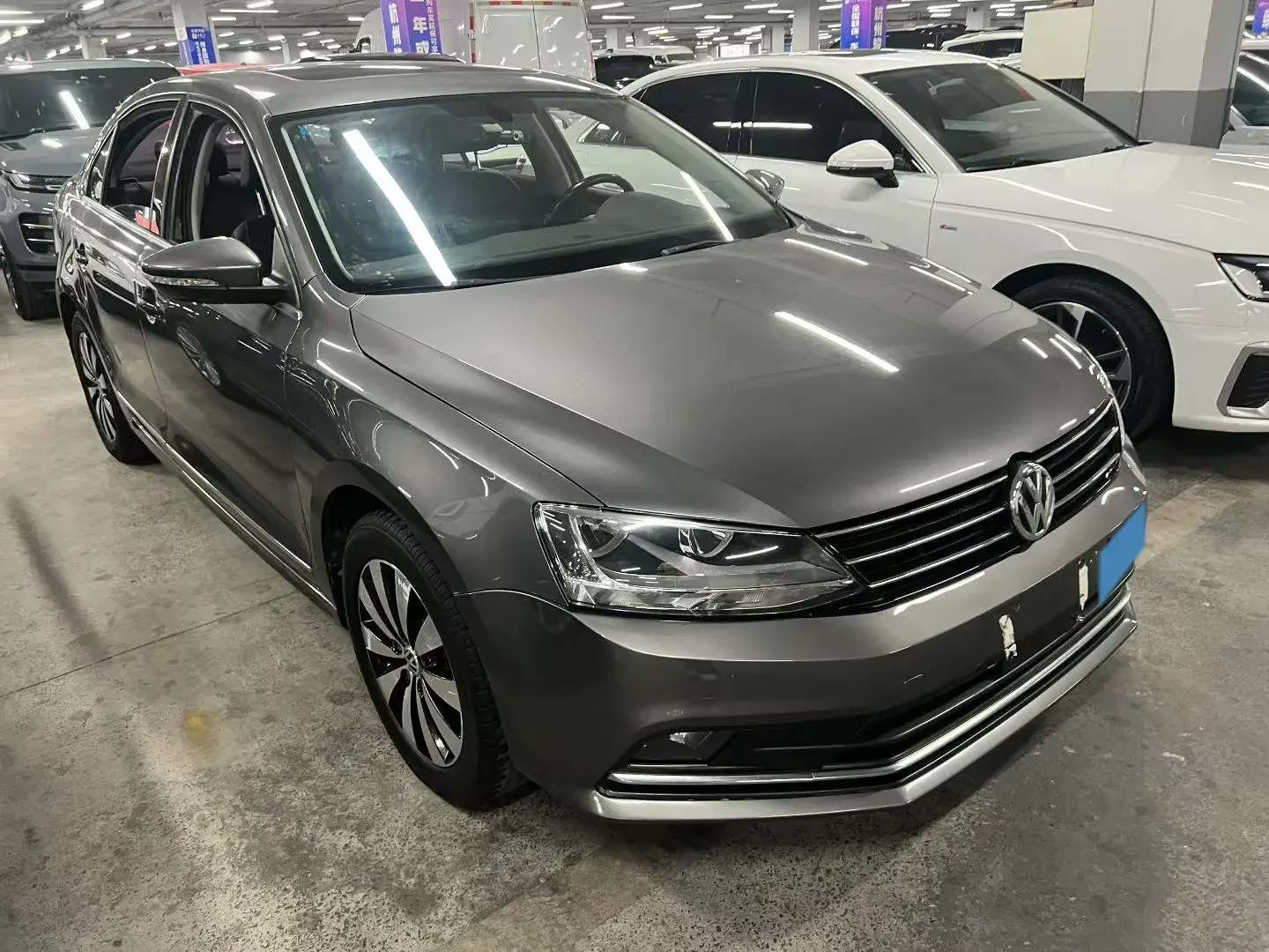 2018 VOLKSWAGEN SAGITAR thumbnail 4