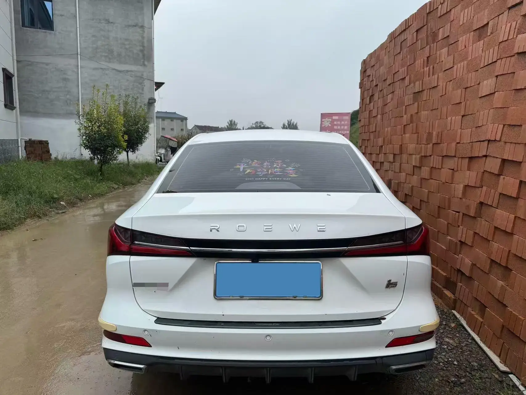 2023 ROEWE I5 thumbnail 2