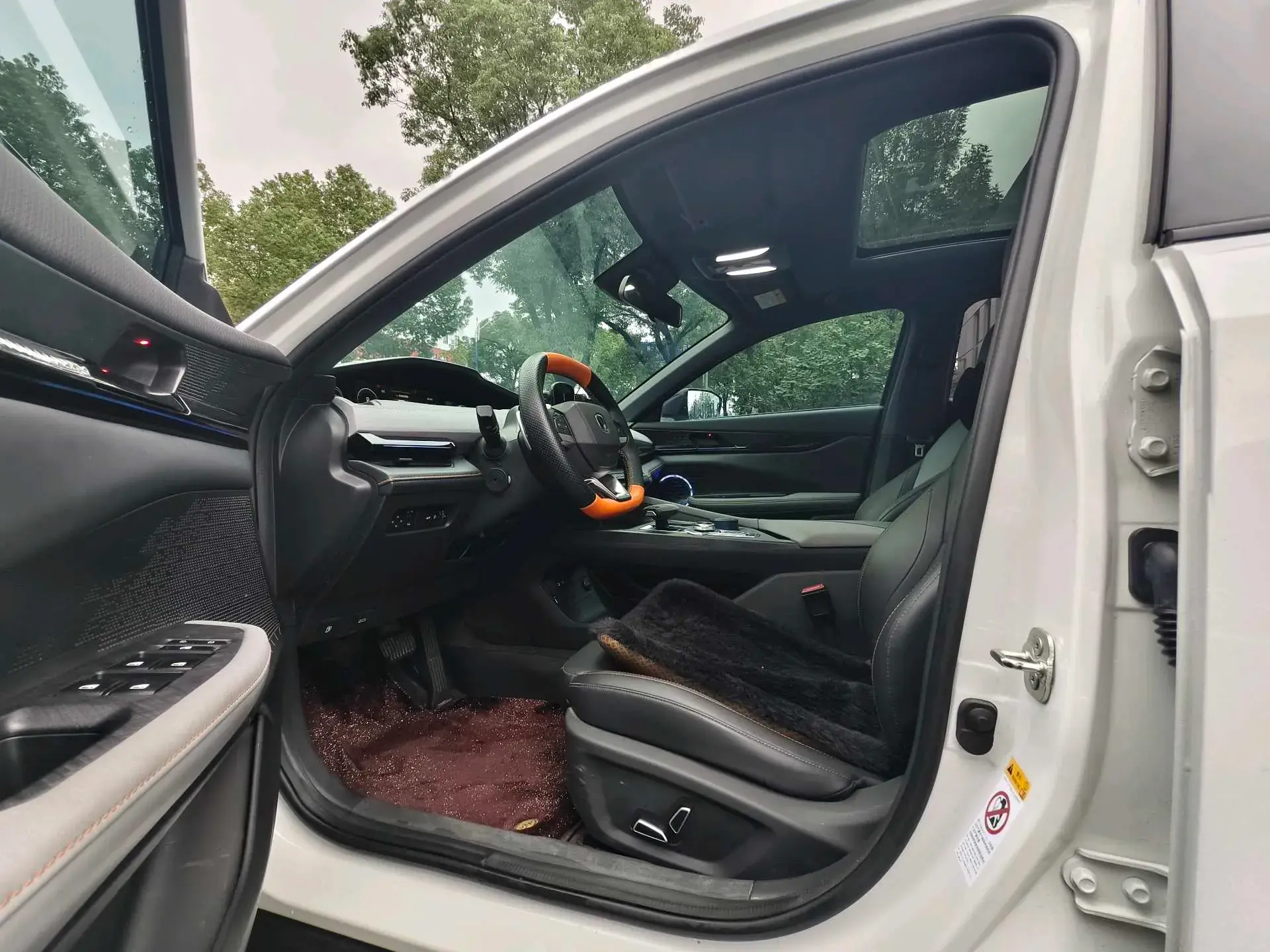 2022 CHANGAN UNI-V thumbnail 4