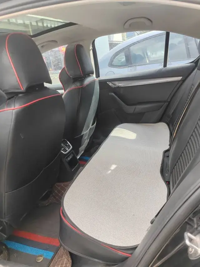 2018 SKODA OCTAVIA thumbnail 4