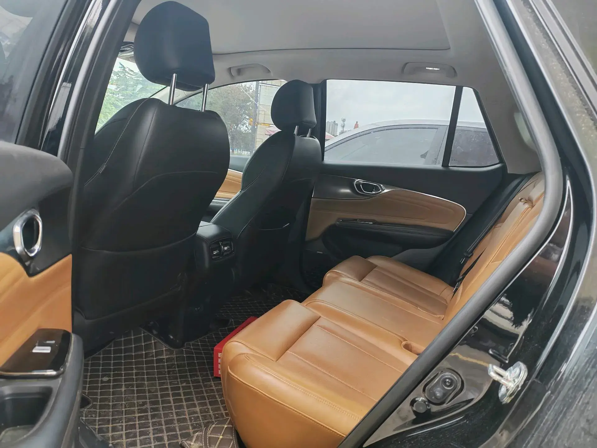 2021 AION V thumbnail 3