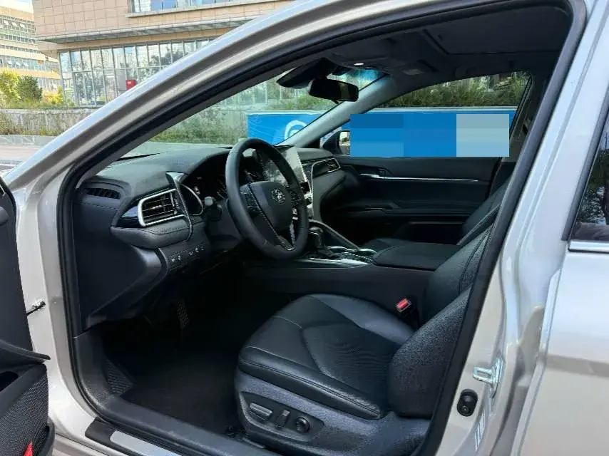 2021 TOYOTA CAMRY thumbnail 4