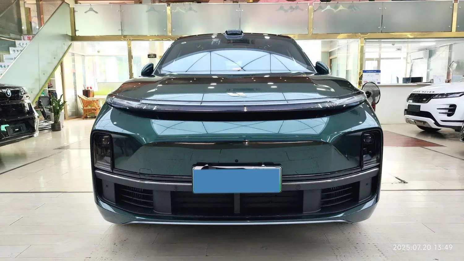 2024 LI L9 thumbnail 2