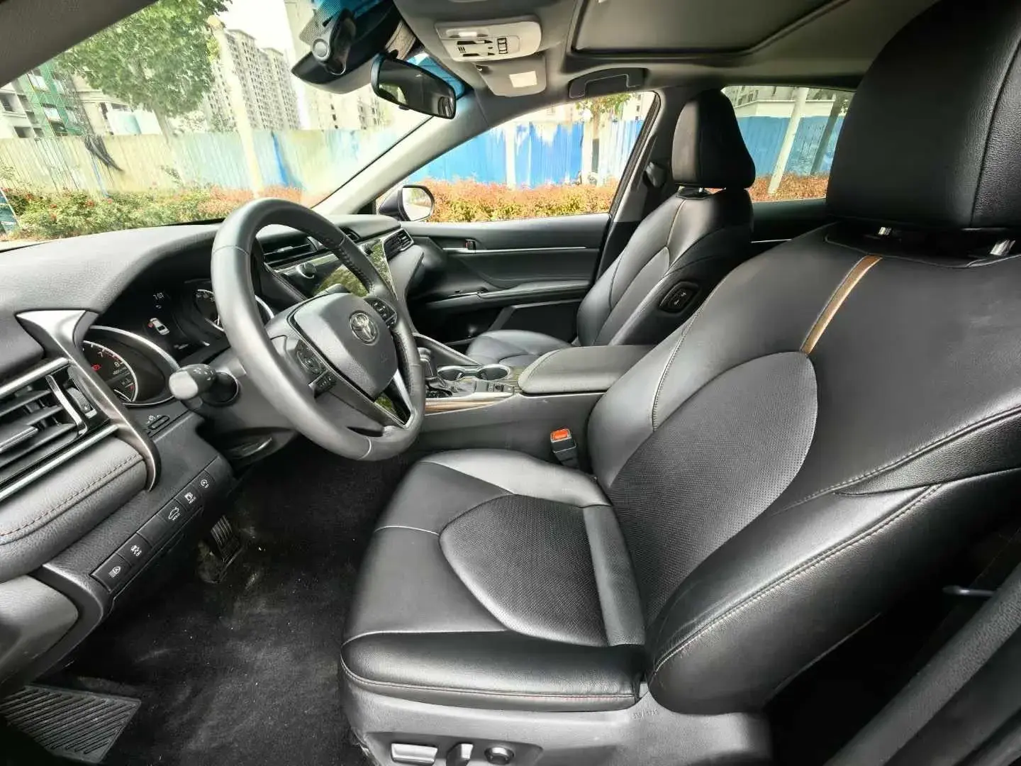 2021 TOYOTA CAMRY thumbnail 4