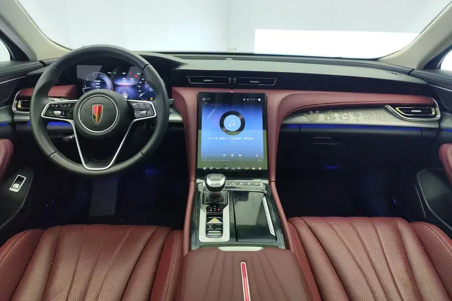 2024 HONGQI H5 thumbnail 4