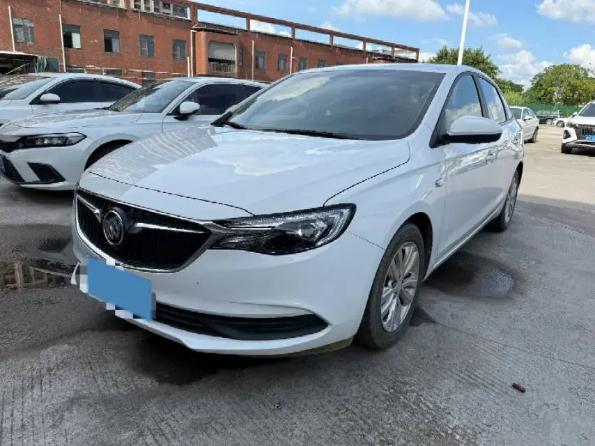 2021 BUICK EXCELLE view 1