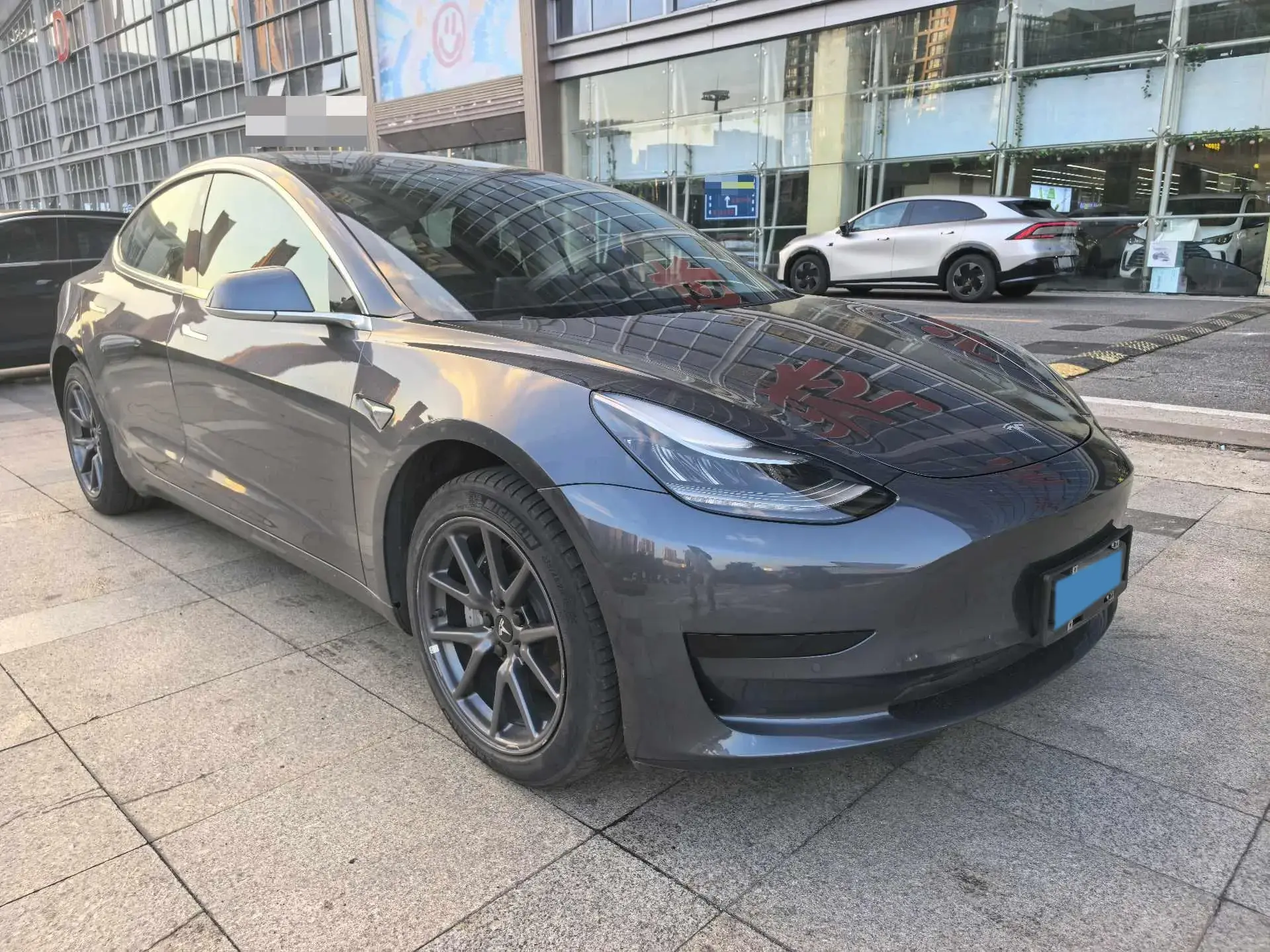 2019 TESLA MODEL thumbnail 3