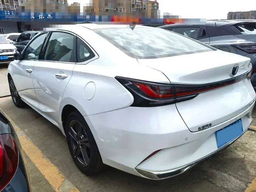 2023 CHANGAN RAETON thumbnail 3