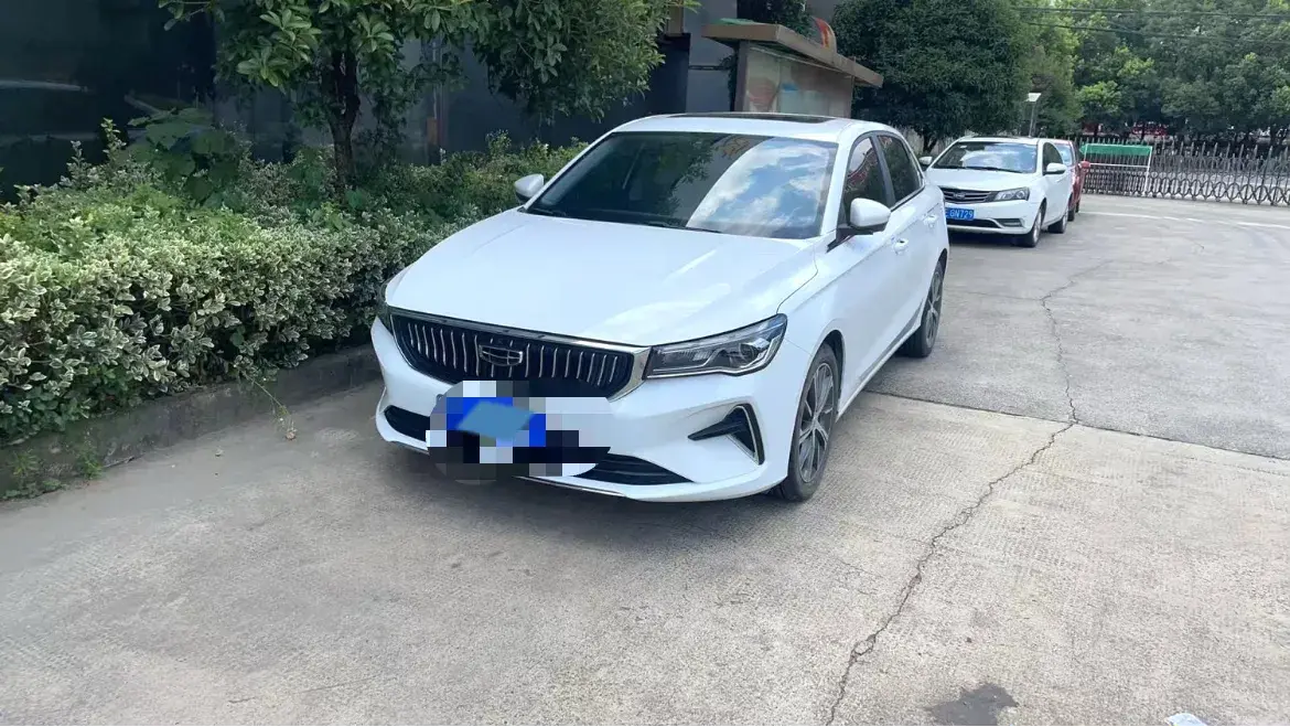 2023 GEELY EMGRAND view 1