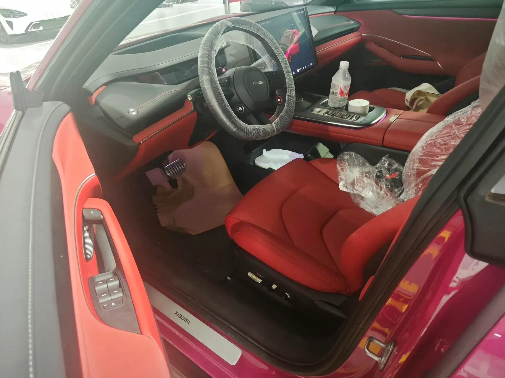 2024 MI SU7 thumbnail 3