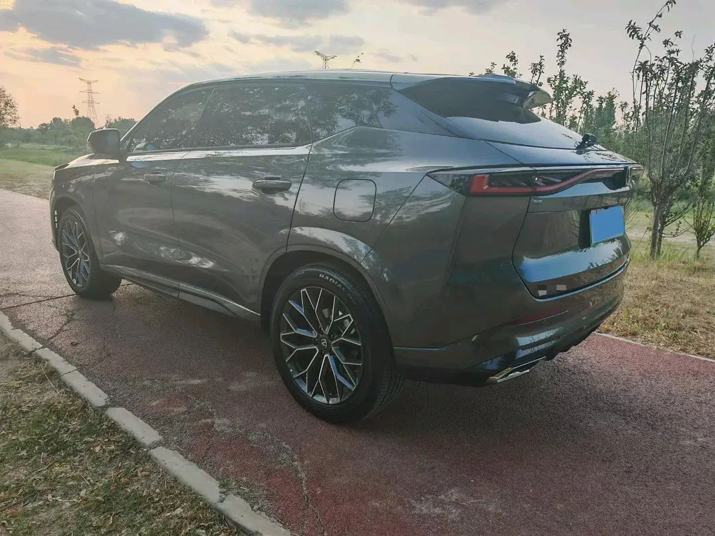 2024 CHANGAN UNI-Z thumbnail 4