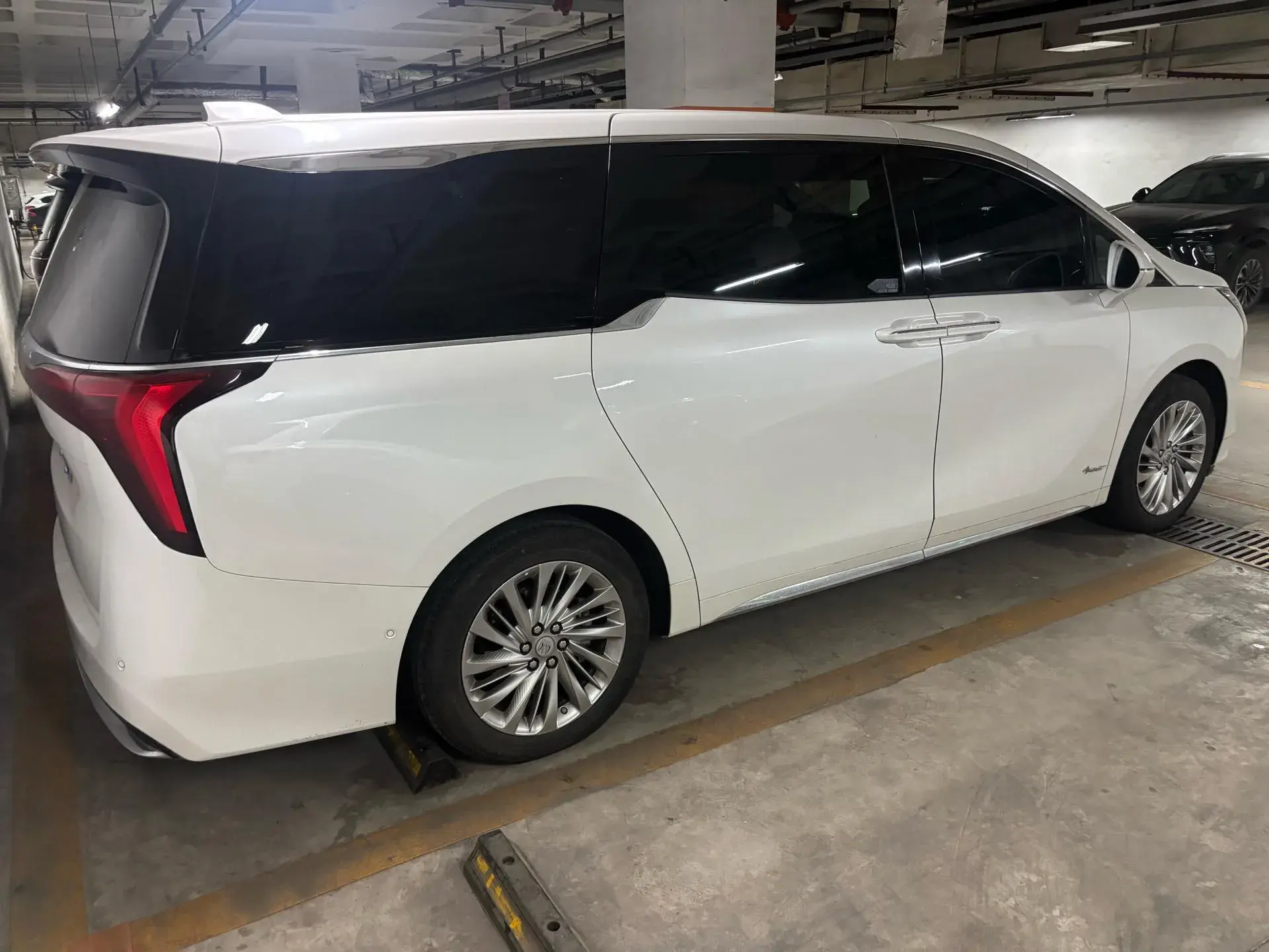 2023 BUICK CENTURY thumbnail 3