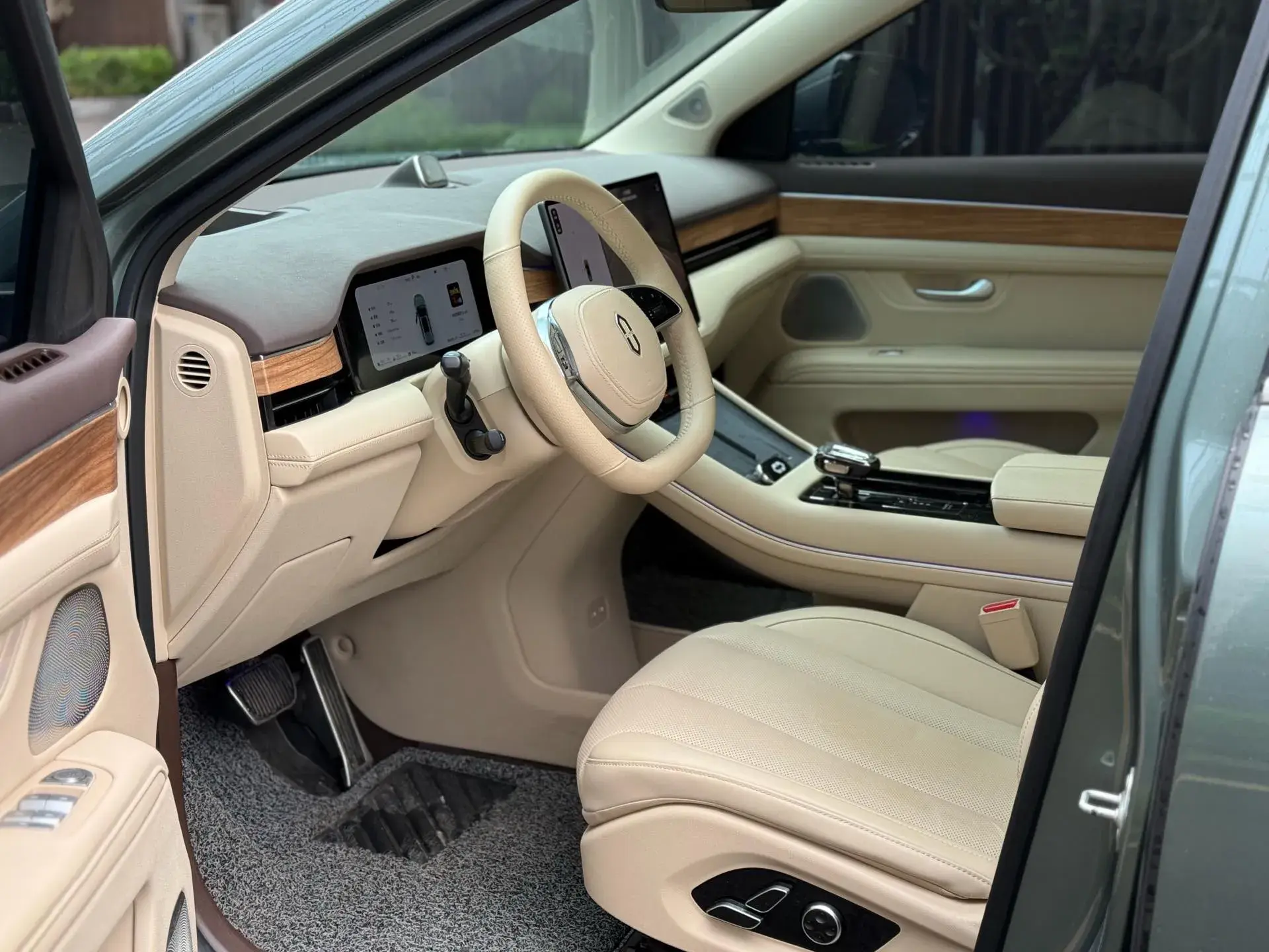 2024 HIMA AITO thumbnail 4