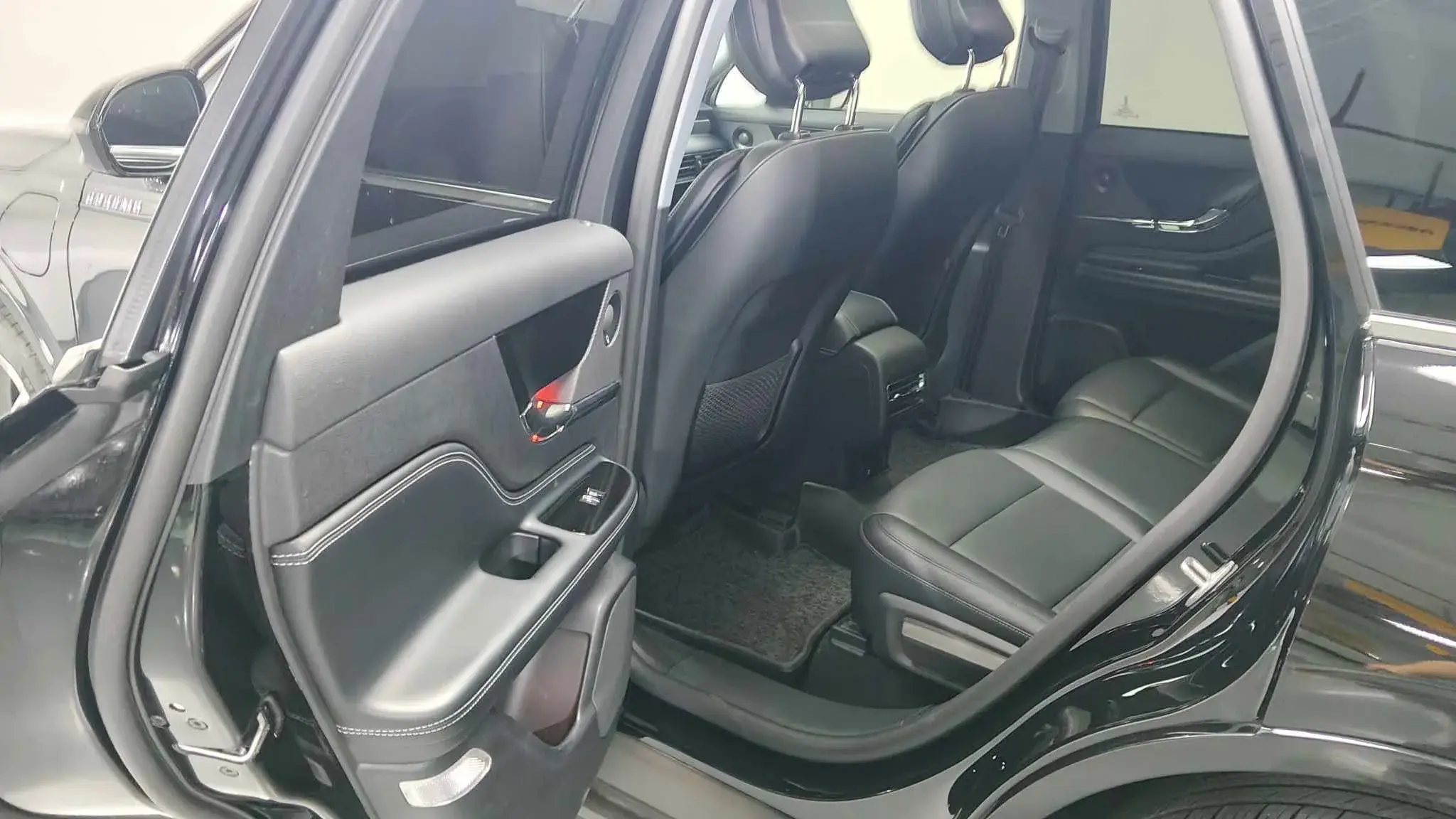 2021 LINCOLN CORSAIR thumbnail 2