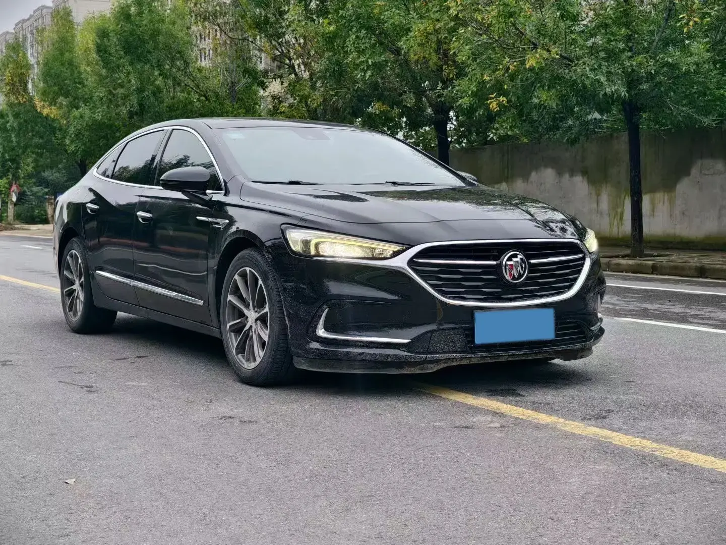 2019 BUICK LARCOSSE thumbnail 2