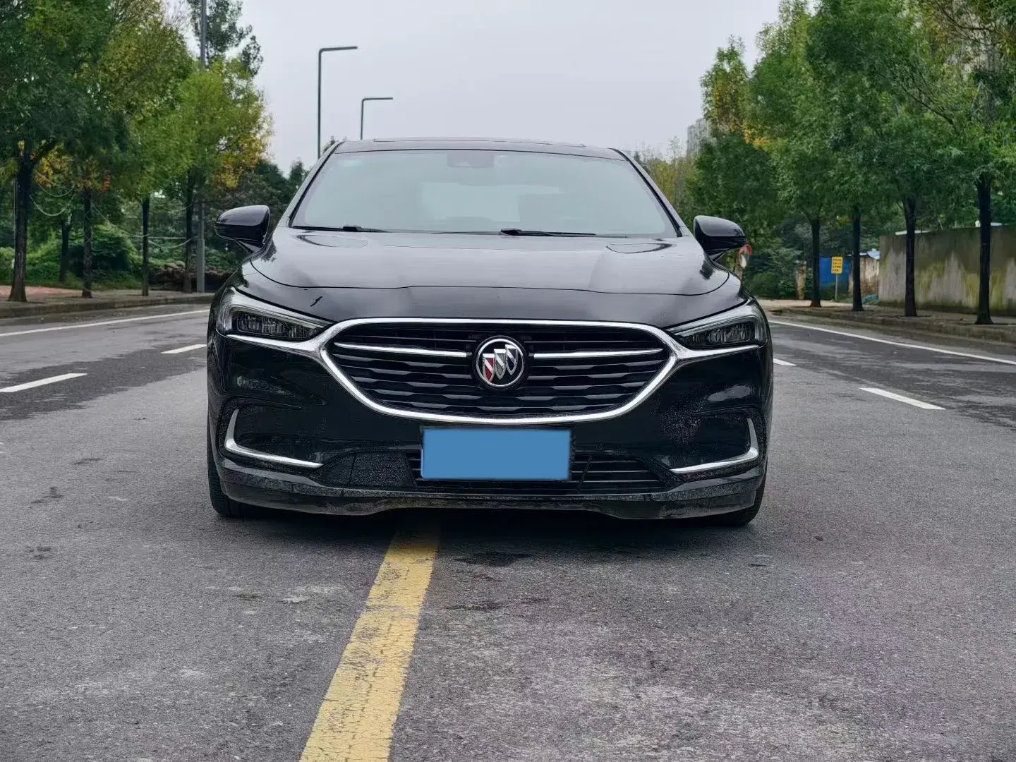 2019 BUICK LARCOSSE thumbnail 3