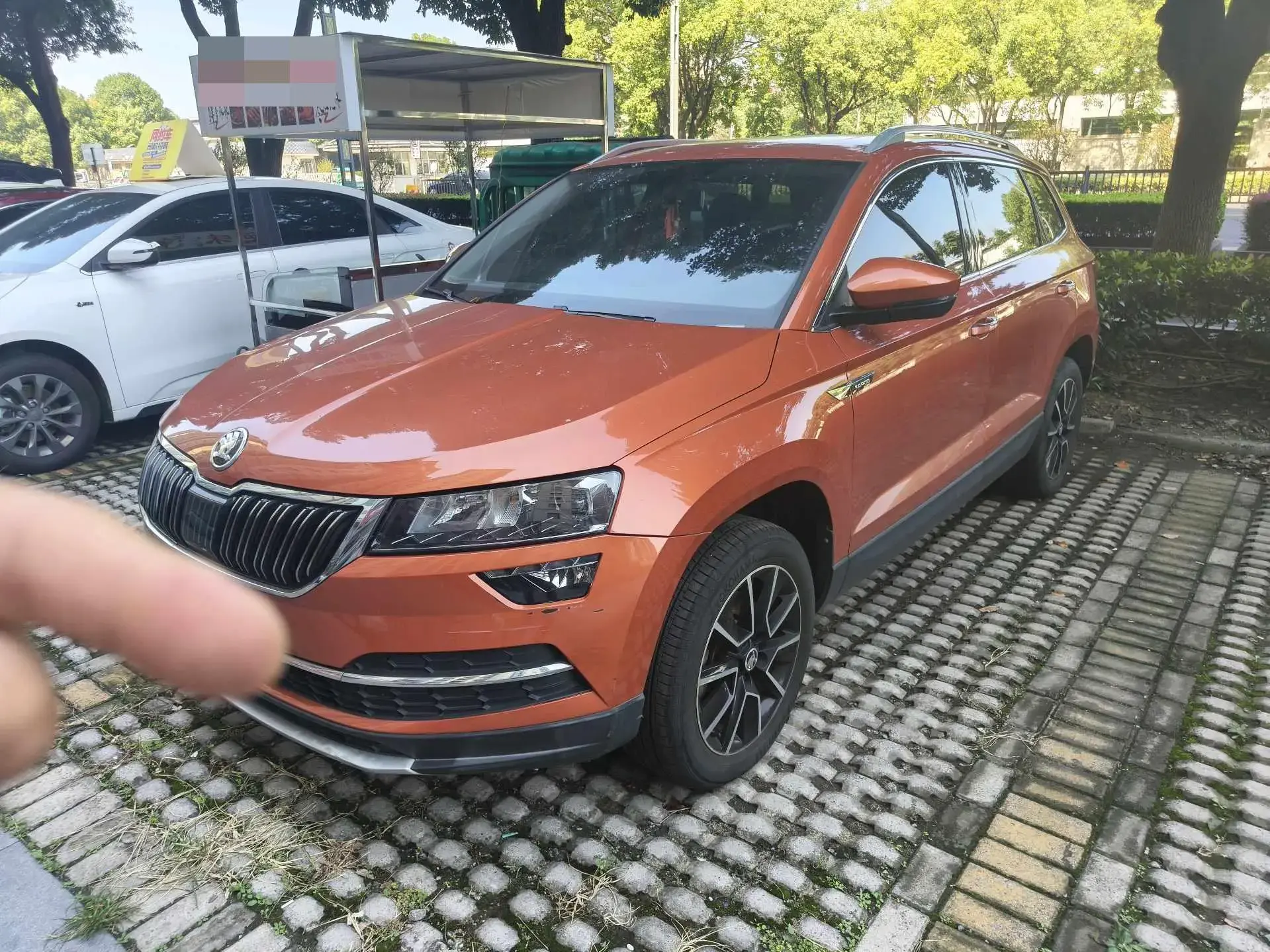 2018 SKODA KAROQ view 1