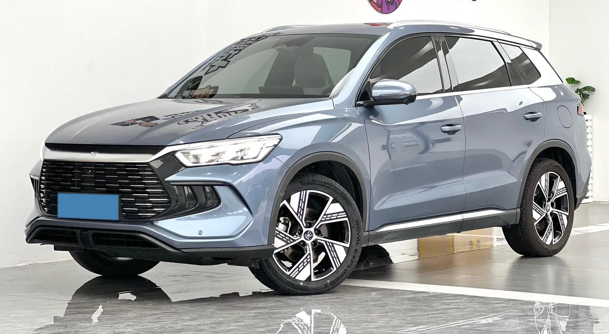 2023 BYD SONG view 1