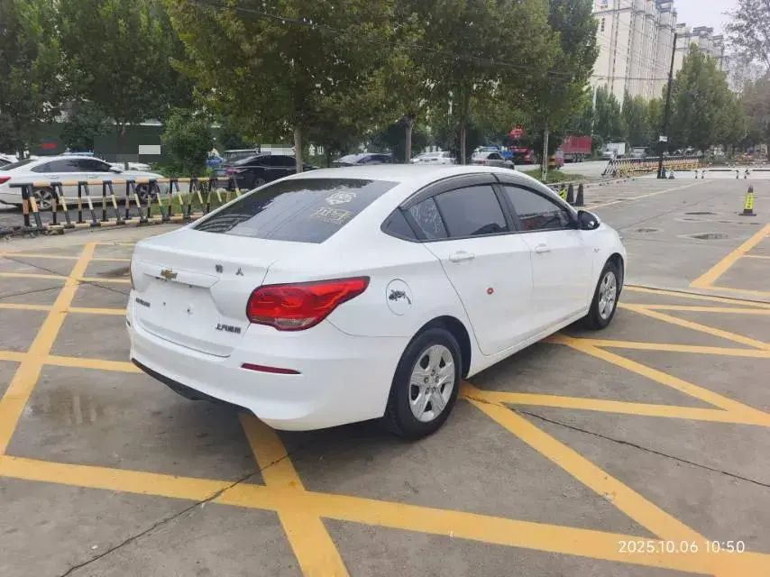 2019 CHEVROLET CAVALIER thumbnail 4