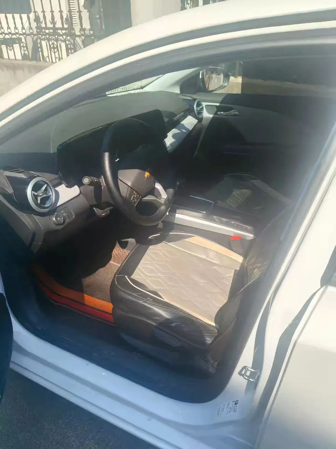 2024 CHEVROLET MONZA thumbnail 3