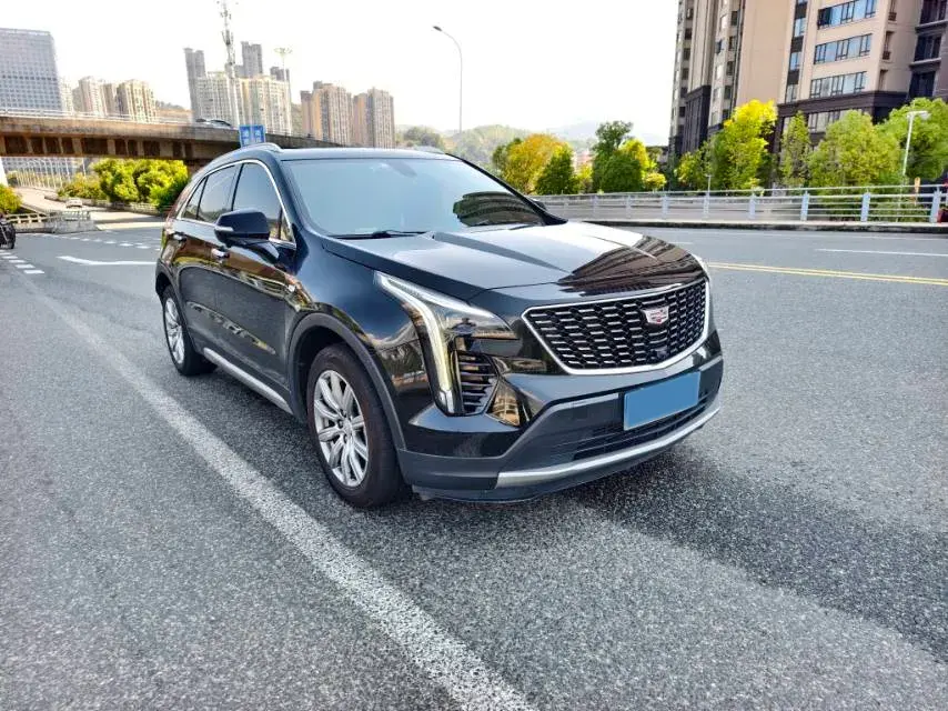 2021 CADILLAC XT4 thumbnail 2