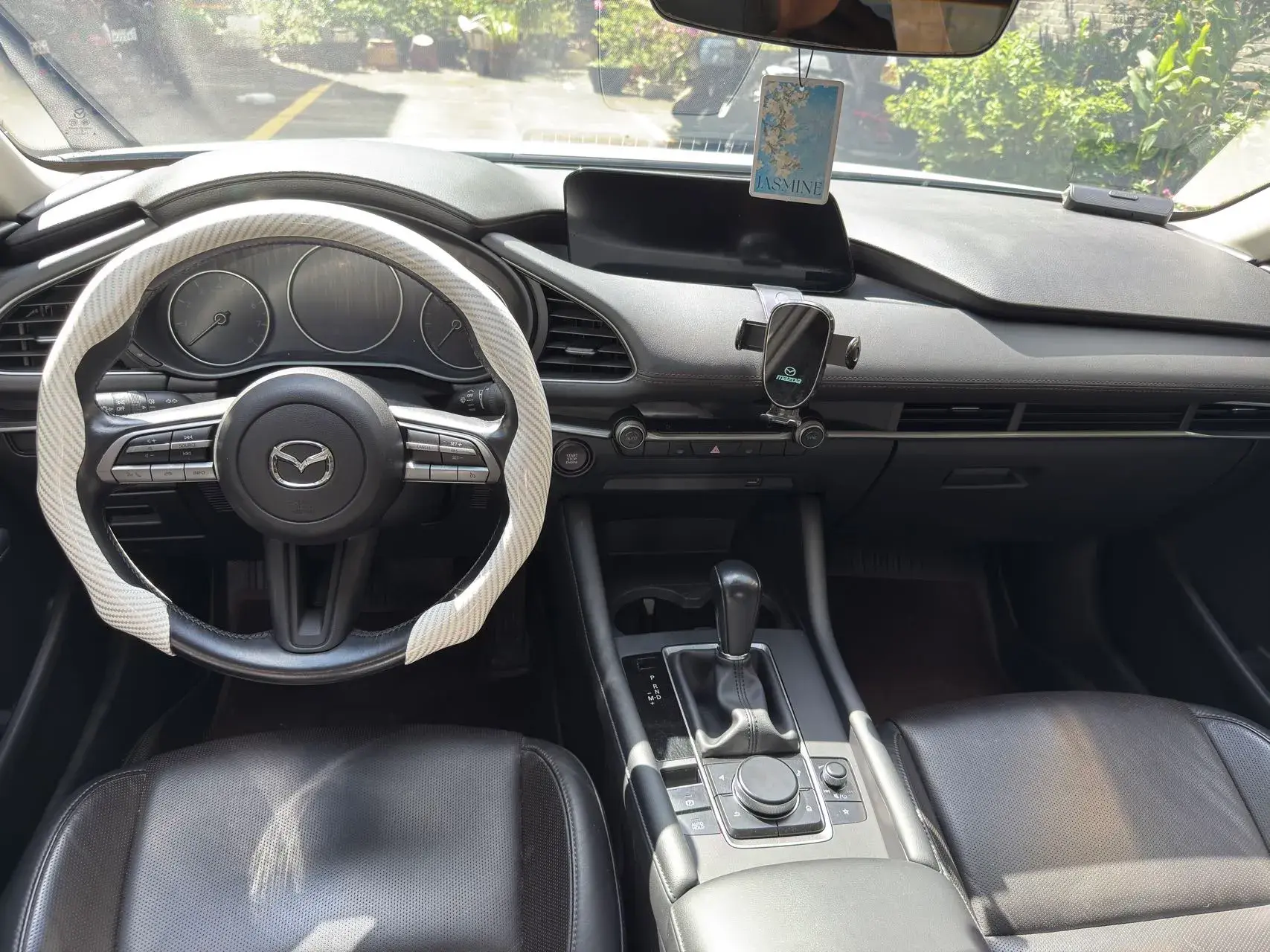 2020 MAZDA 3 thumbnail 4