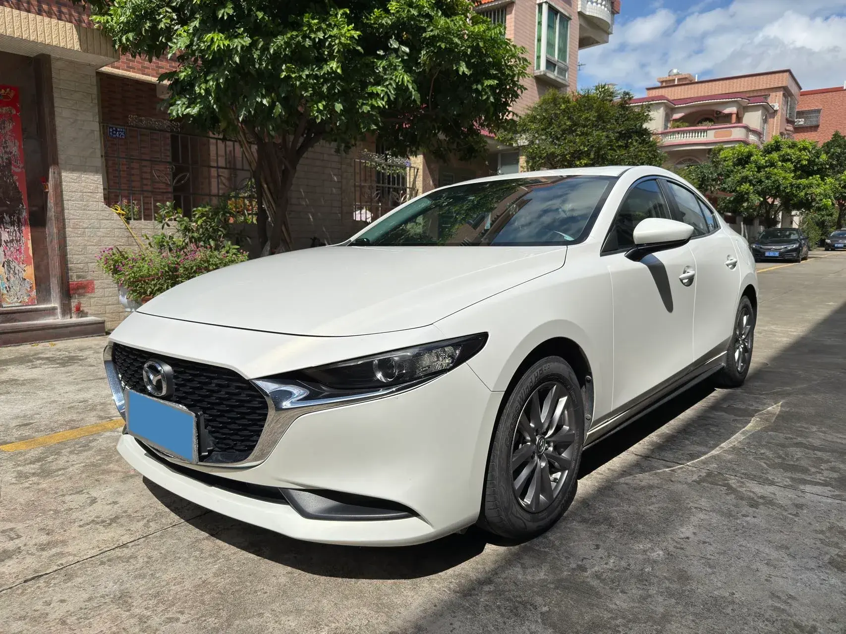 2020 MAZDA 3 view 1