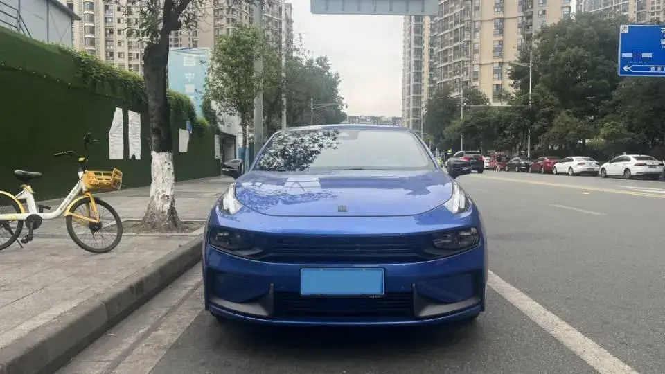 2020 LYNK&CO 03 thumbnail 2