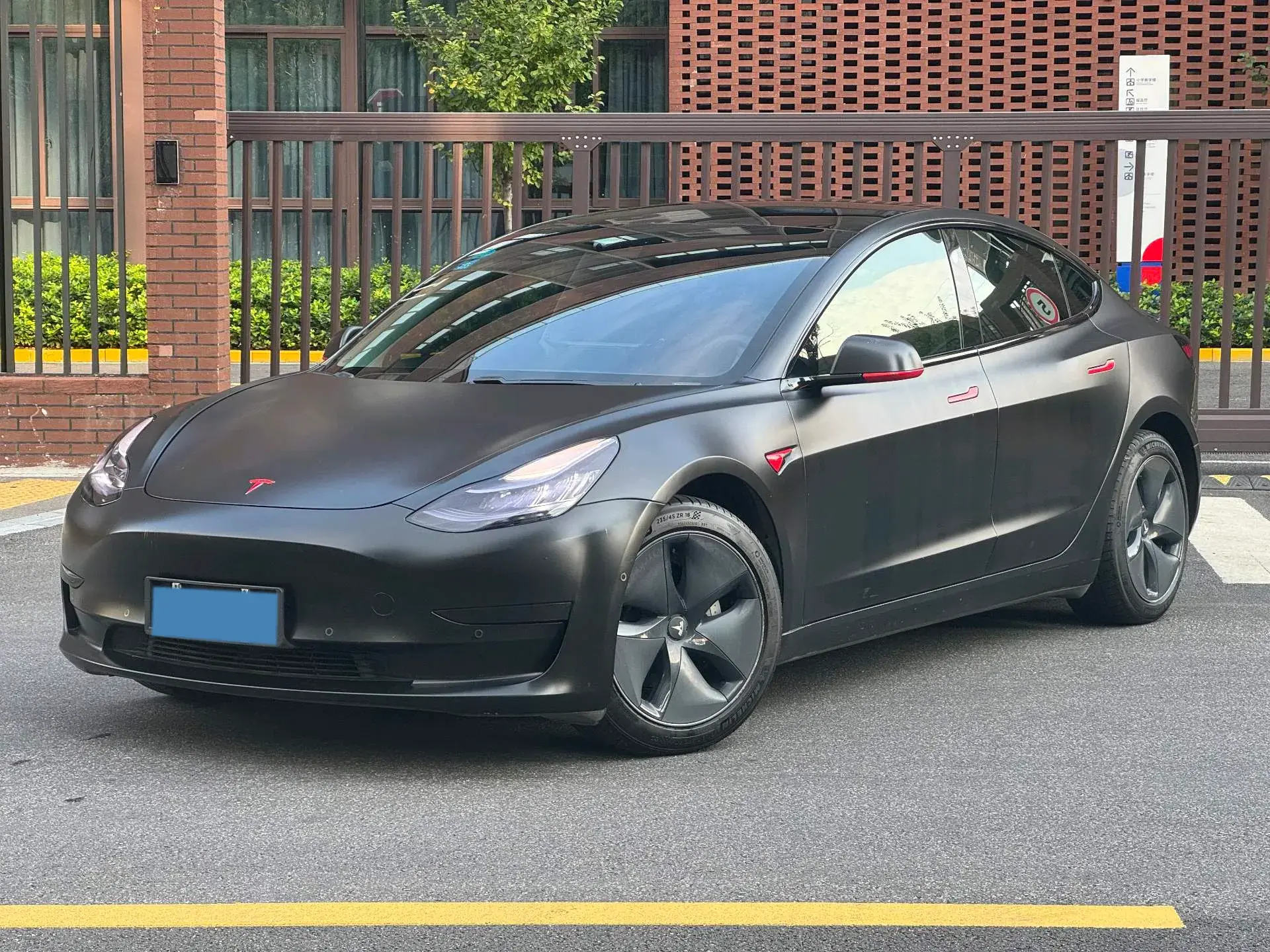 2019 TESLA MODEL view 1