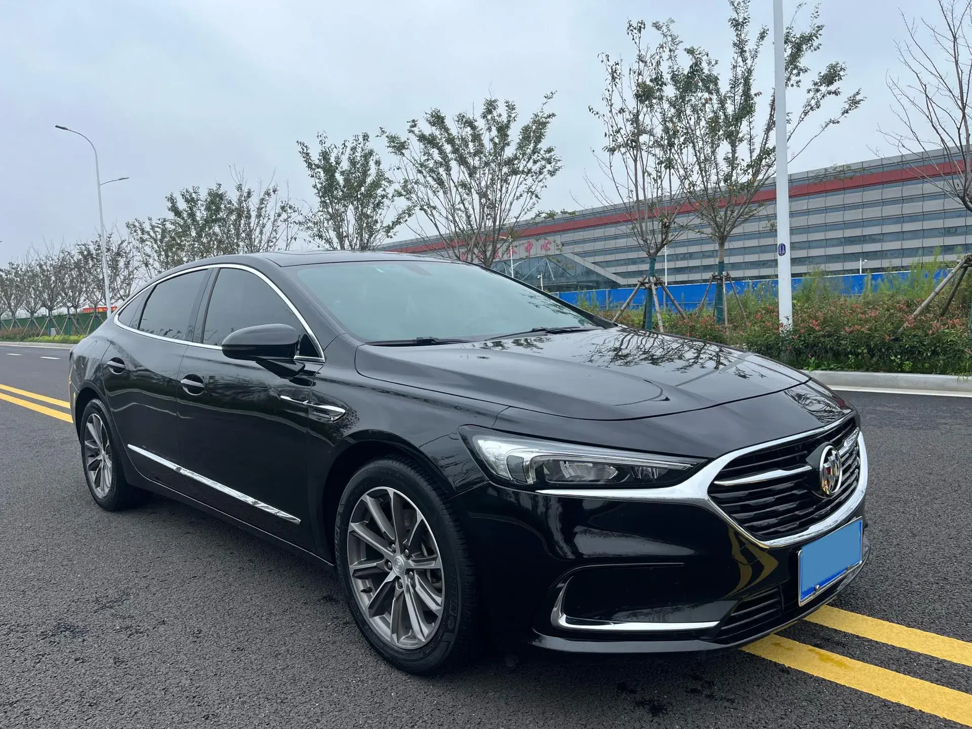 2021 BUICK LARCOSSE thumbnail 3