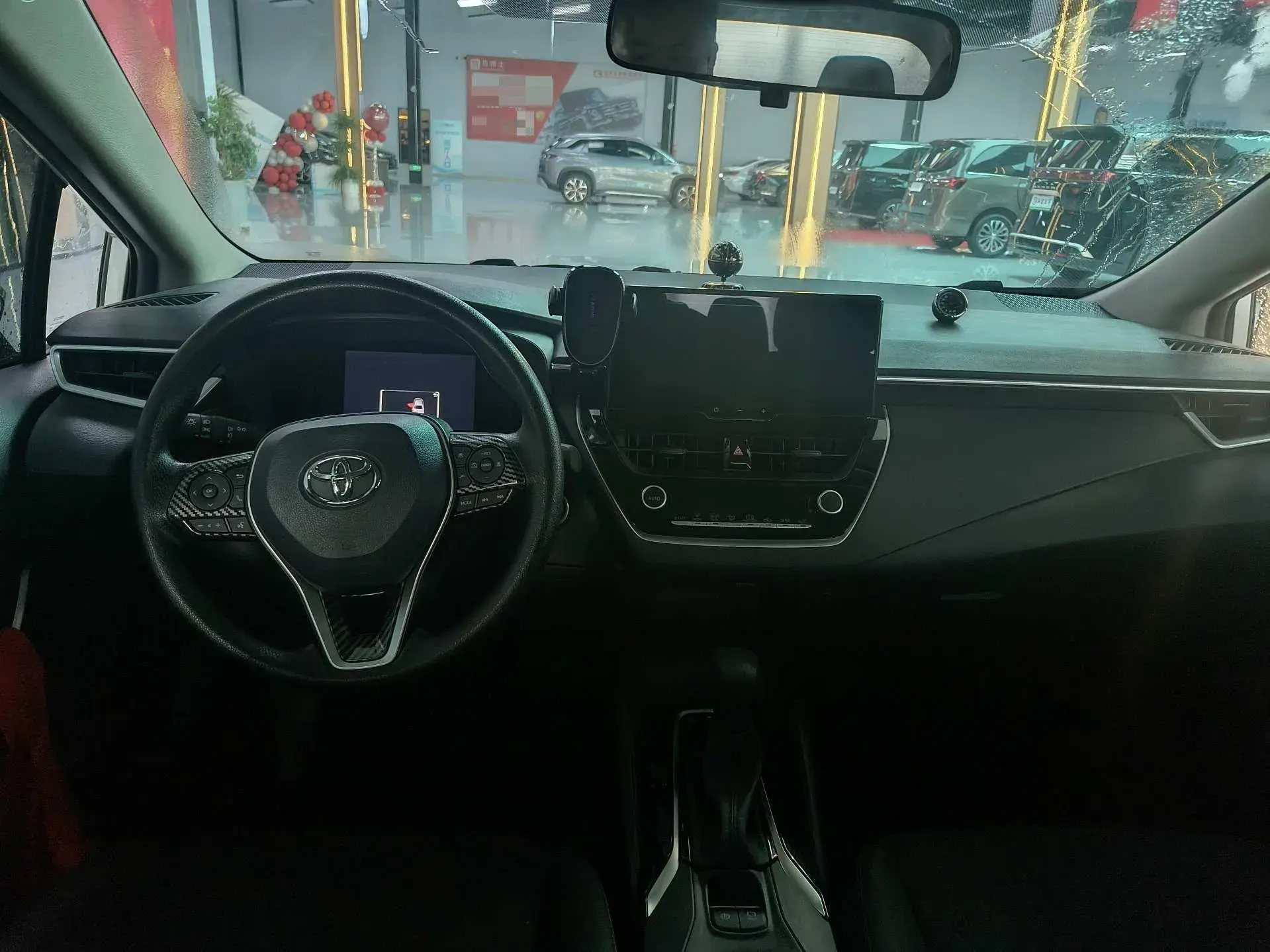 2023 TOYOTA COROLLA thumbnail 3