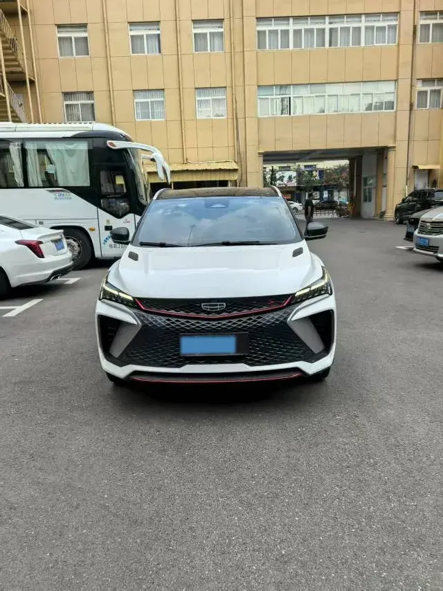 2023 GEELY COOLRAY thumbnail 2